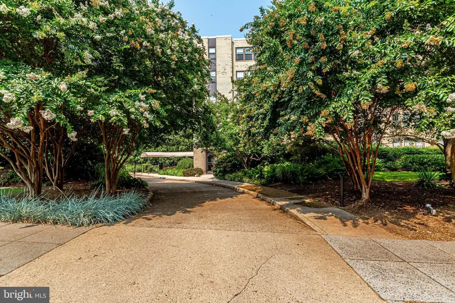 3901 Cathedral Ave Nw #16, Washington, DC 20016 - #3