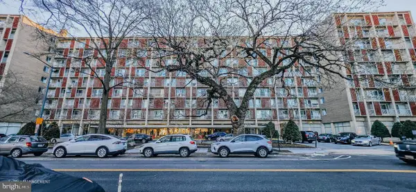 800 4th St Sw #s402, WASHINGTON, DC 20024