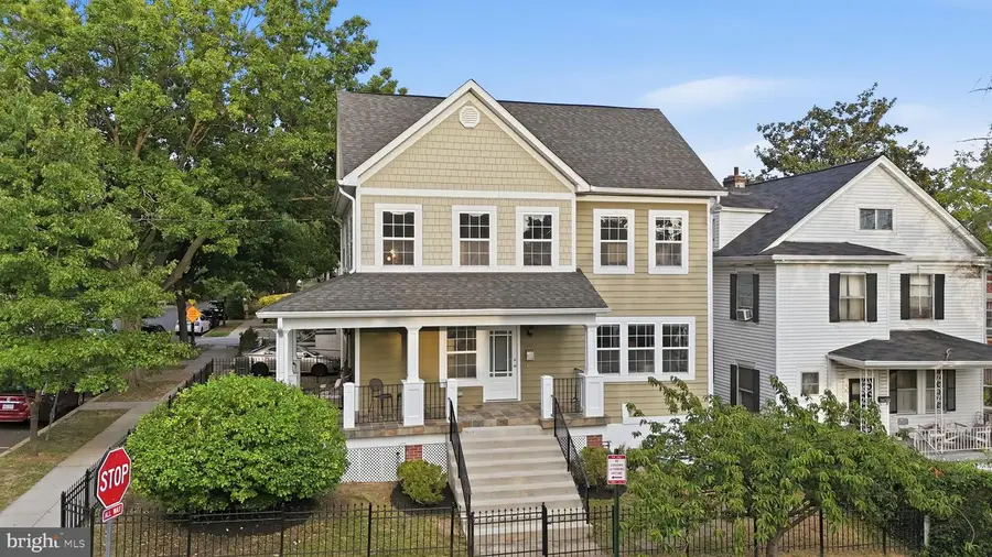 4327 8th St Nw, Washington, DC 20011 - #2
