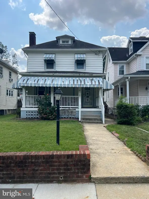 1903 Lawrence Ne, WASHINGTON, DC 20018
