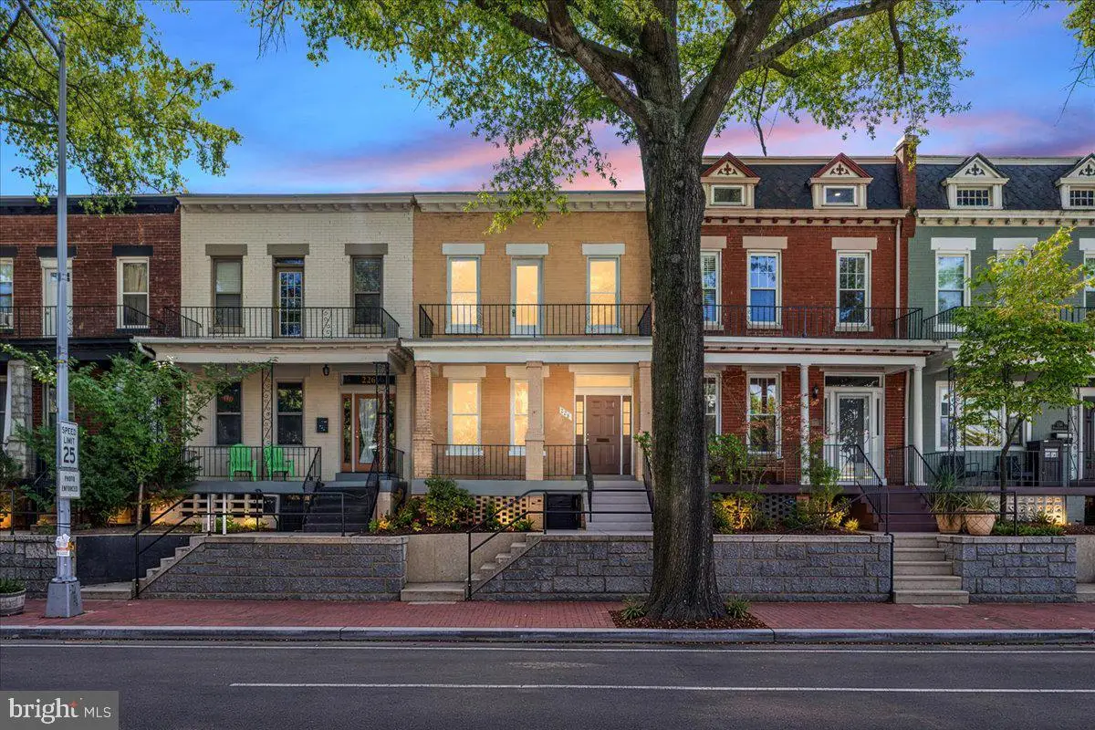 228 Rhode Island Ave Nw, Washington, DC 20001 - #1