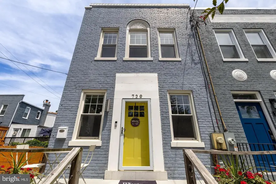 729 Roxboro Pl Nw, Washington, DC 20011 - #2