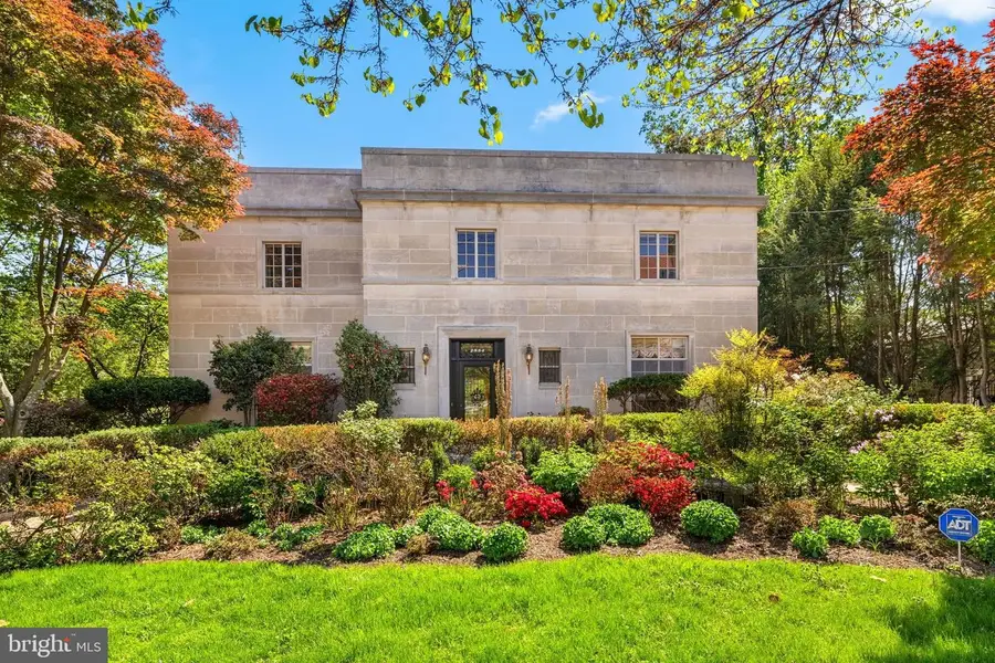 2884 Woodland Dr Nw, Washington, DC 20008 - #2