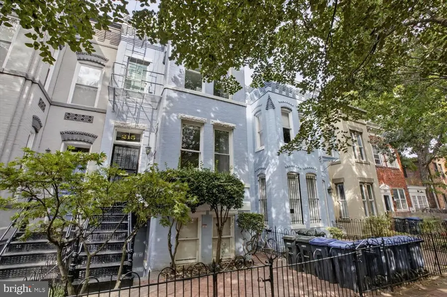 215 5th St Se, Washington, DC 20003 - #2