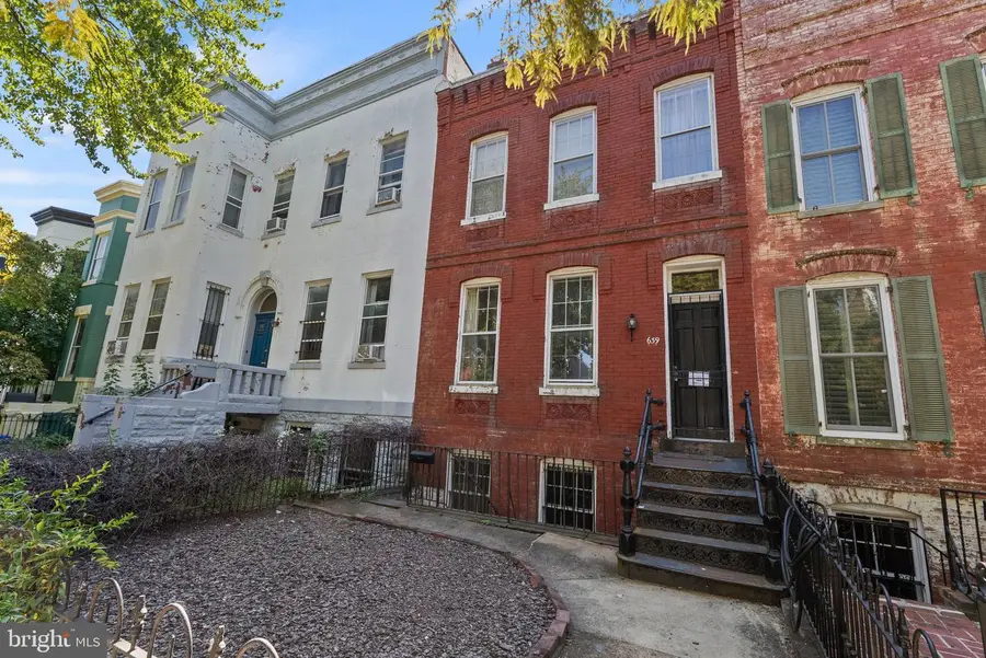639 G St Se, Washington, DC 20003 - #3