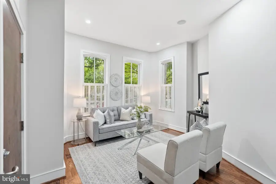 631 North Carolina Ave Se #1, Washington, DC 20003 - #3