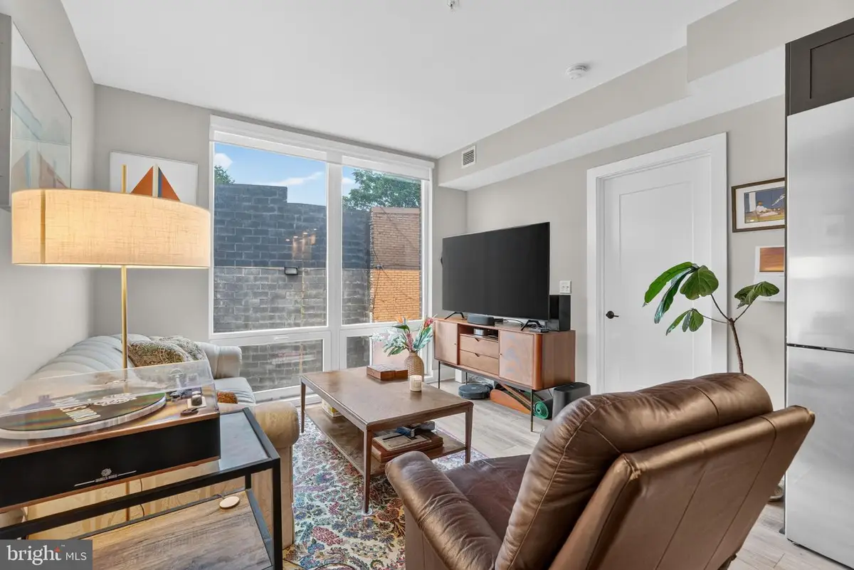 801 Virginia Ave Se #206, Washington, DC 20003 - #1
