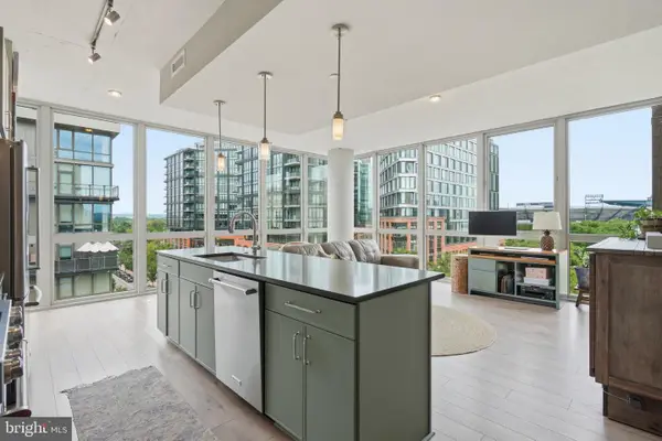 88 V St Sw #611, WASHINGTON, DC 20024