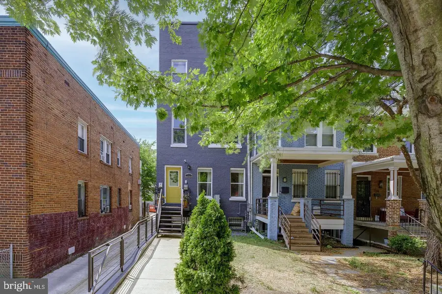 710 Kenyon St Nw #1, Washington, DC 20010 - #3