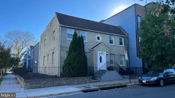 1819 D St Ne, WASHINGTON, DC 20002