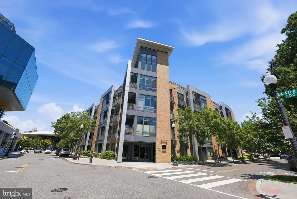 525 Water St Sw #428, Washington, DC 20024 - #1