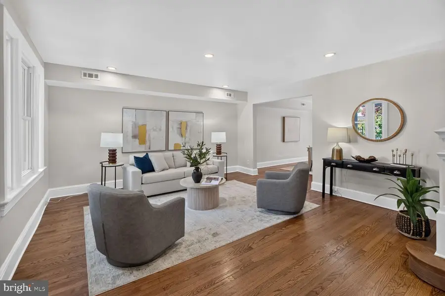 1428 Parkwood Pl Nw, Washington, DC 20010 - #3