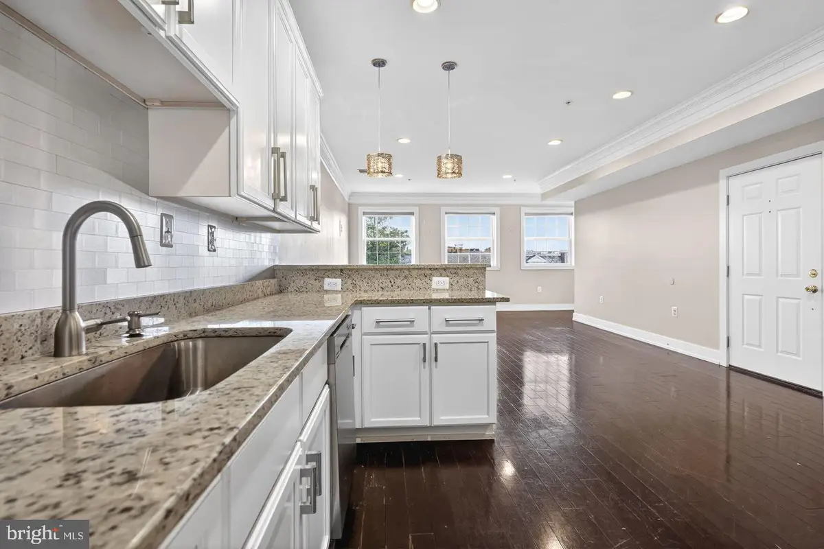 3223 Warder St Nw #4, Washington, DC 20010 - #1