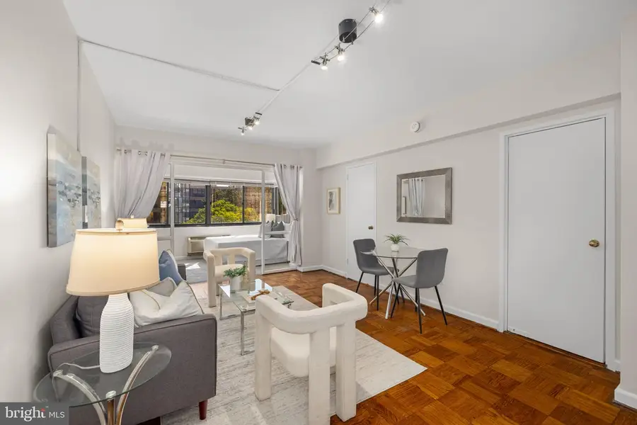 2141 I St Nw #402, Washington, DC 20037 - #2