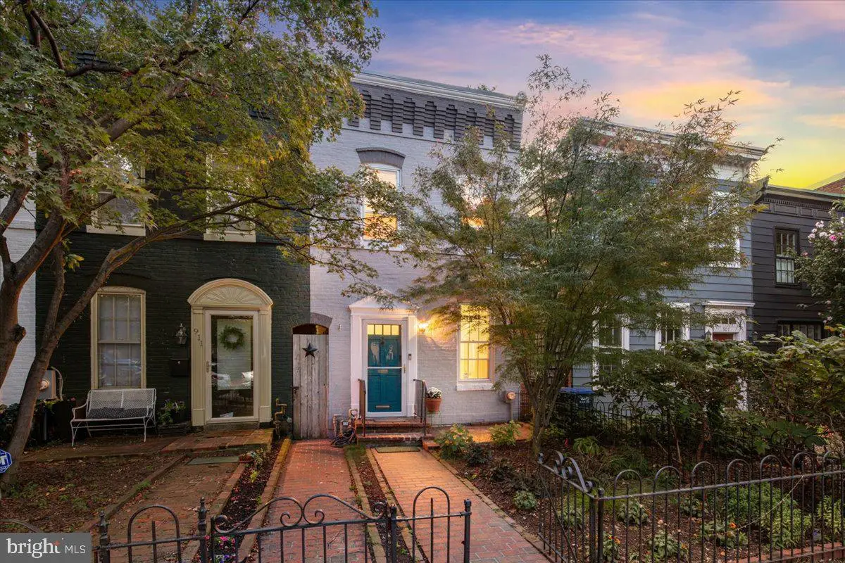 909 G St Se, Washington, DC 20003 - #1