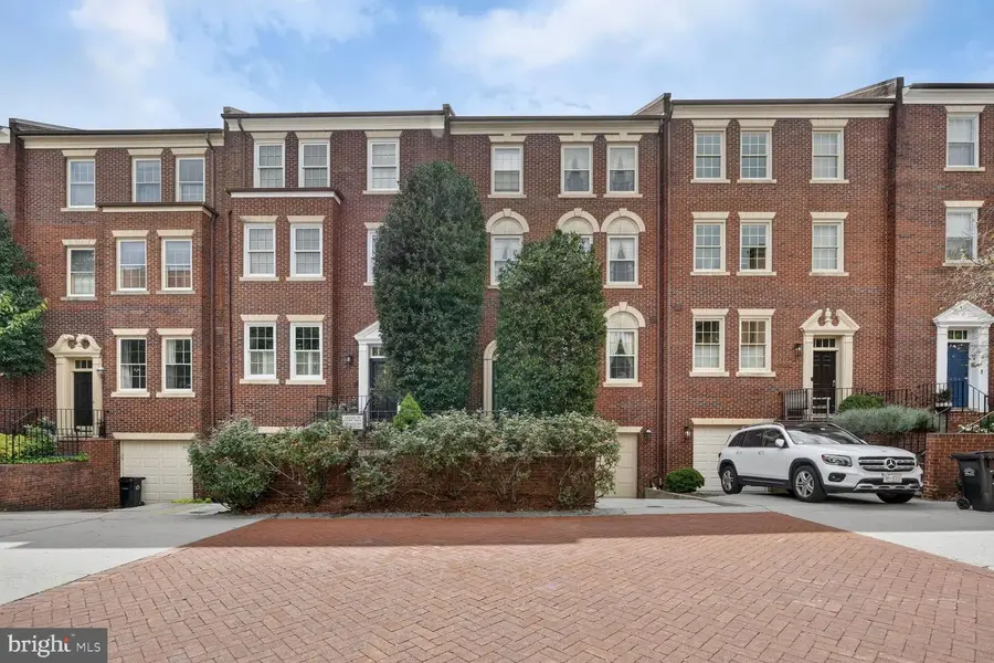 3616 Winfield Ln Nw, Washington, DC 20007 - #2