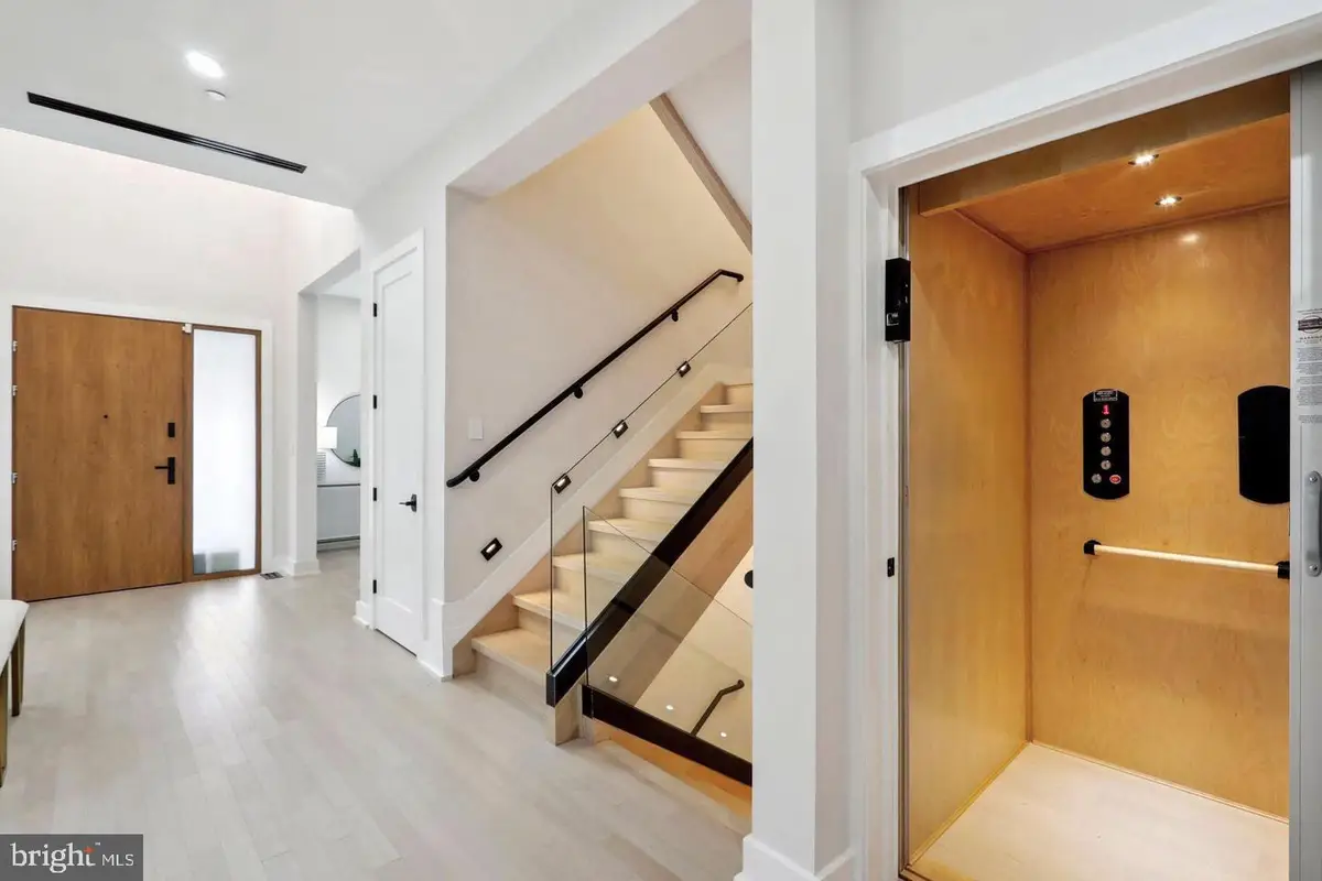 4920 Nw Loughboro Rd Nw, Washington, DC 20016 - #1