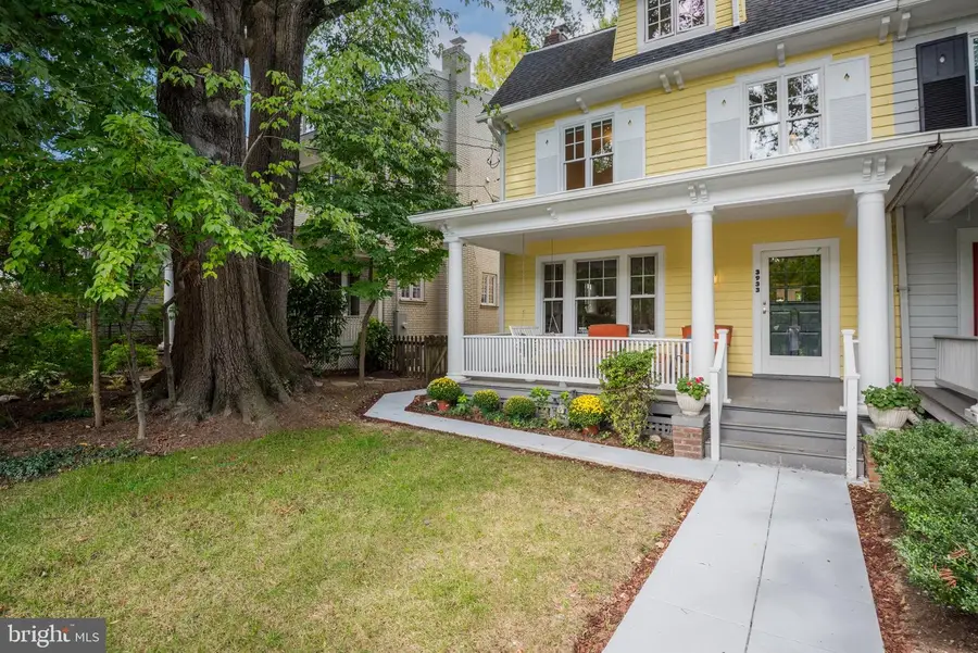 3933 Livingston St Nw, Washington, DC 20015 - #3