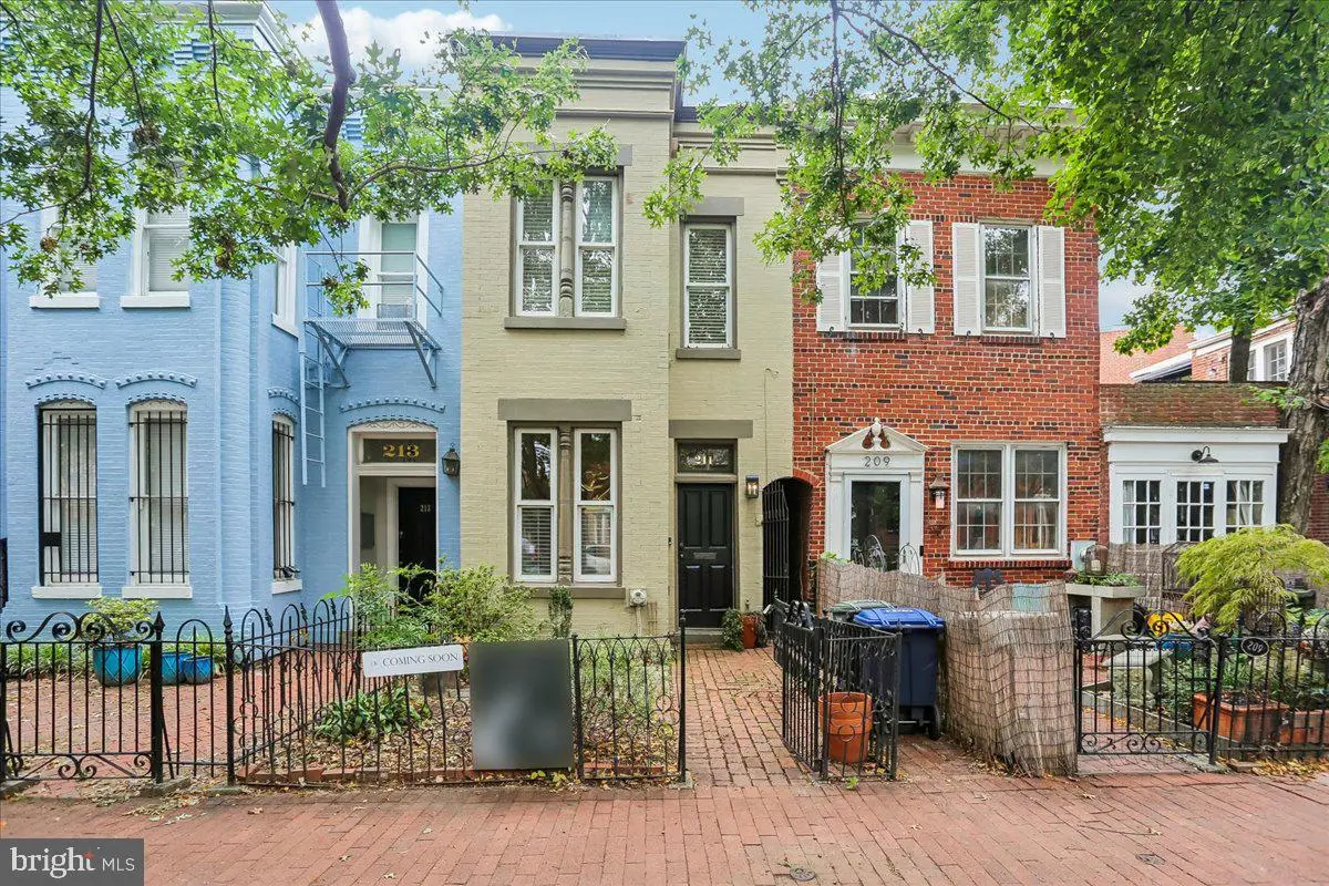 211 5th St Se, Washington, DC 20003 - #1