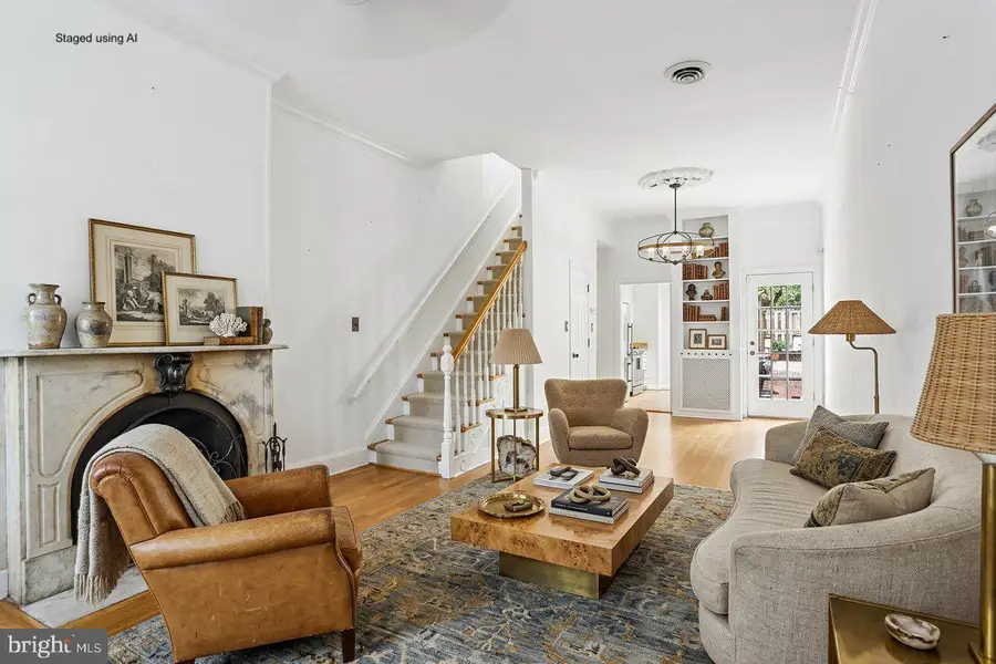 211 5th St Se, Washington, DC 20003 - #3