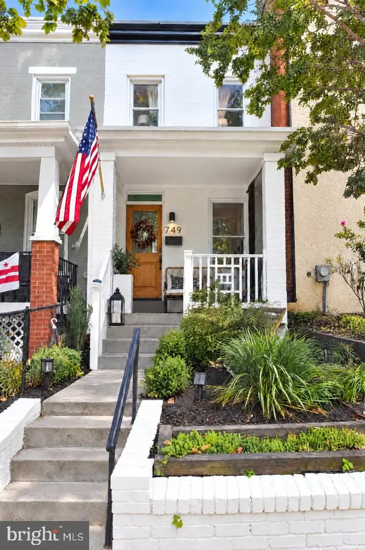 749 Kenyon St Nw, Washington, DC 20010 - #2