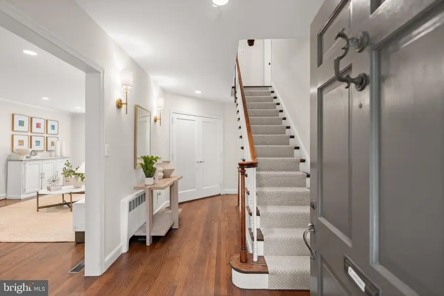2800 Foxhall Rd Nw, Washington, DC 20007 - #2