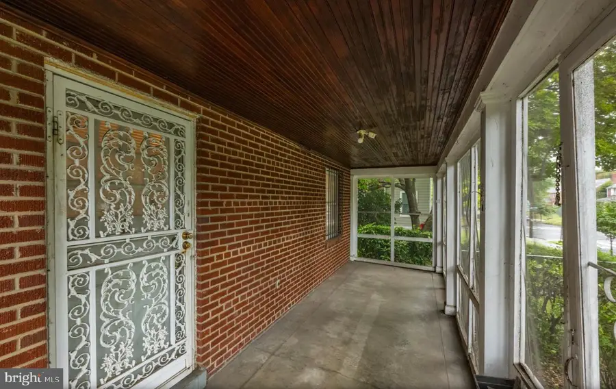 1912 Varnum St Ne, Washington, DC 20018 - #2