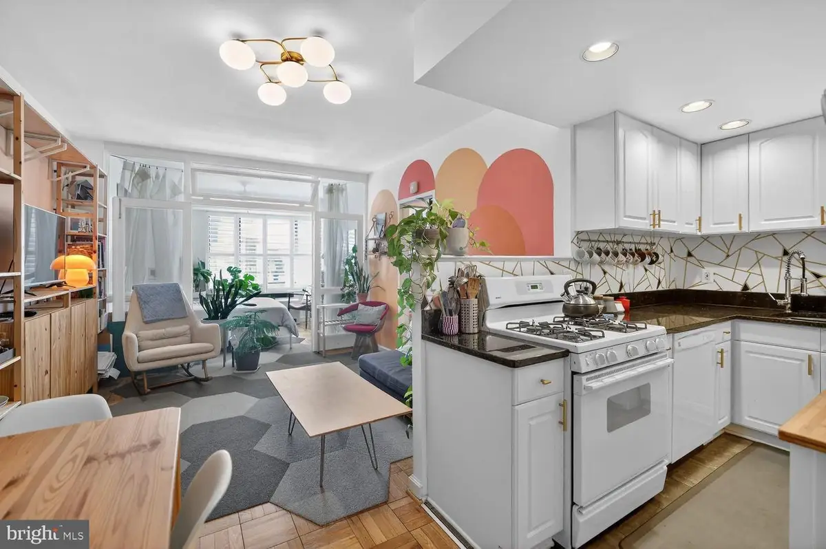 1 Scott Cir Nw #106, Washington, DC 20036 - #1