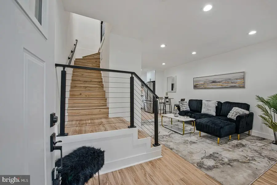 305 34th Pl Ne, Washington, DC 20019 - #3