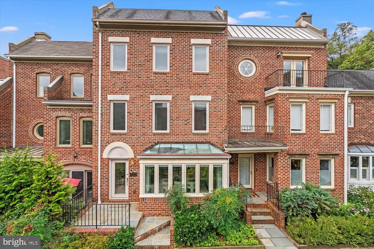 4024 Chancery Ct Nw, Washington, DC 20007 - #1