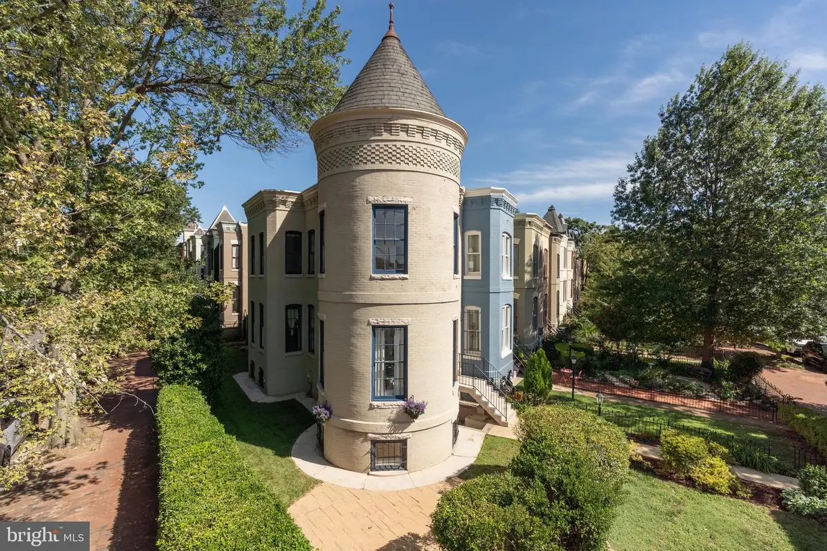 300 North Carolina Ave Se, Washington, DC 20003 - #1