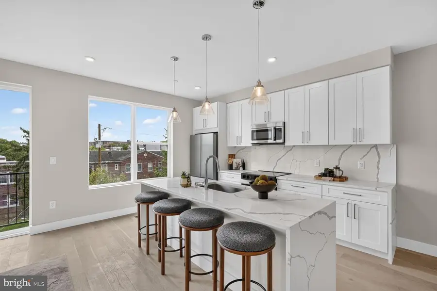 720 Irving St Ne #8, Washington, DC 20017 - #3