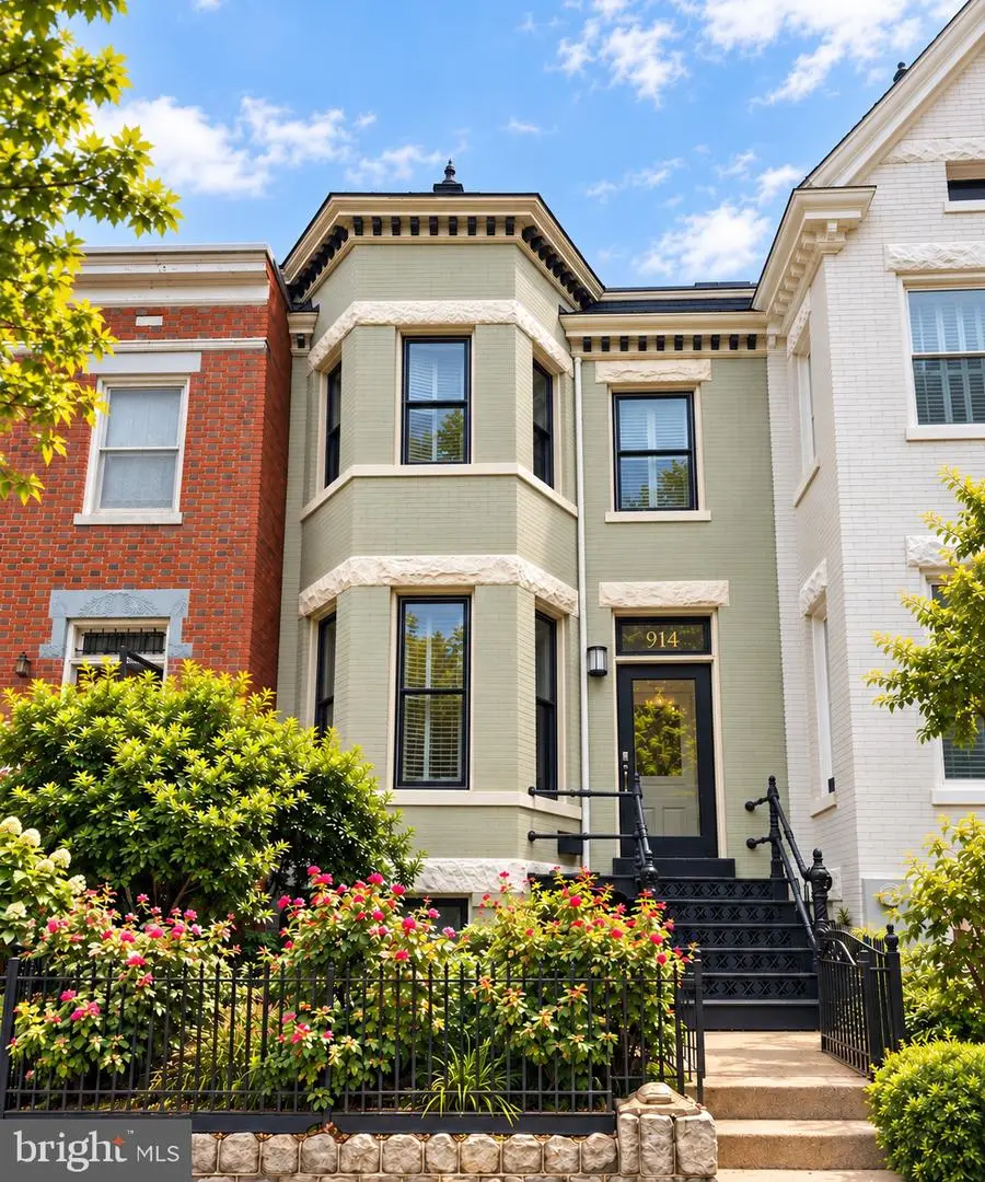 914 C St Ne, Washington, DC 20002 - #1