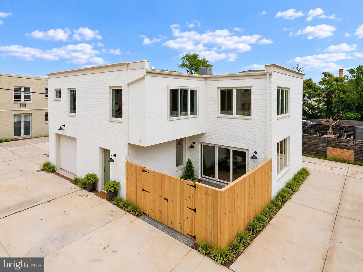 1818 Independence Aly Se, Washington, DC 20003 - #1