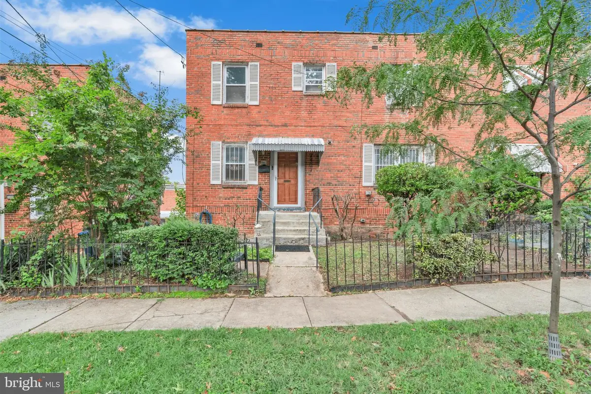 2407 18th St Se, Washington, DC 20020 - #1