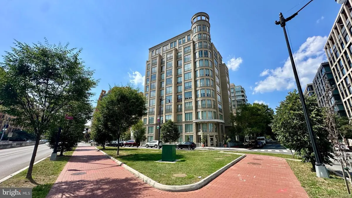 301 Massachusetts Ave Nw #902, Washington, DC 20001 - #1