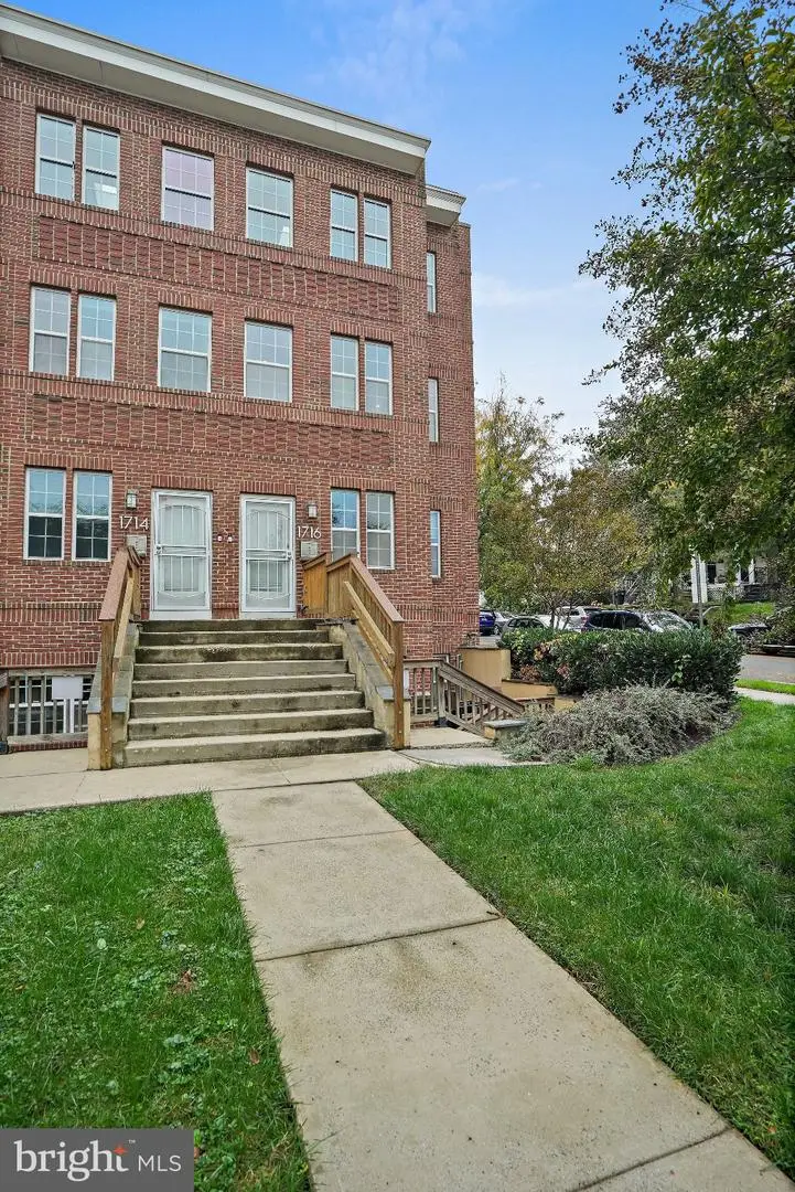 1716 Ne 3rd St Ne #b, Washington, DC 20002 - #3
