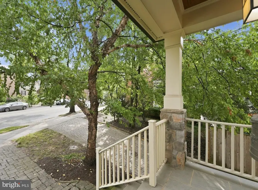 4462 Macarthur Blvd Nw, Washington, DC 20007 - #3