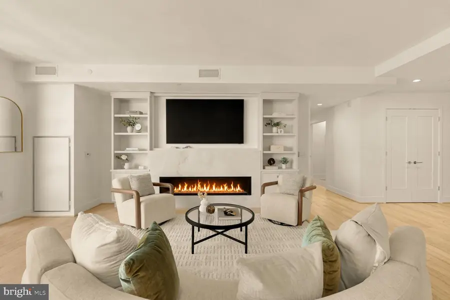 45 Sutton Sq Sw #906, Washington, DC 20024 - #2