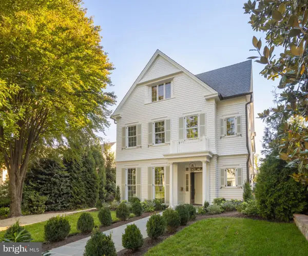 4430 Lowell St Nw, WASHINGTON, DC 20016