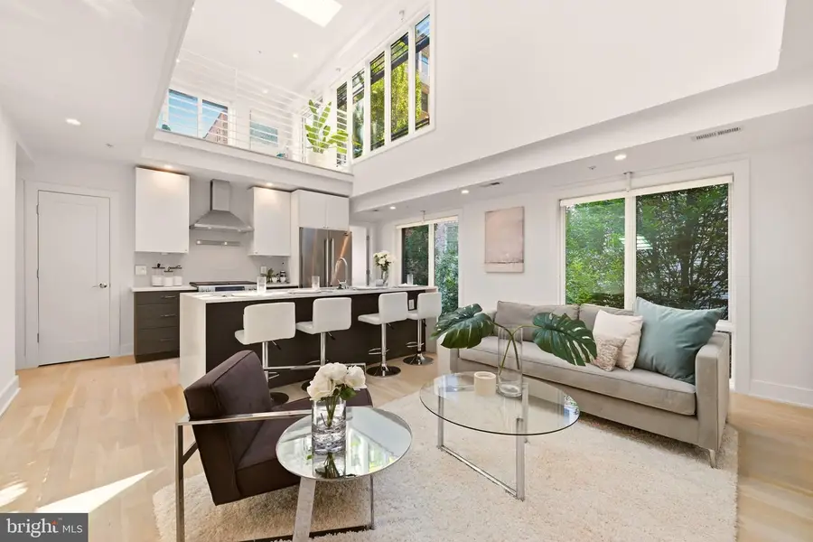 2014 Kalorama Rd Nw #8, Washington, DC 20009 - #2