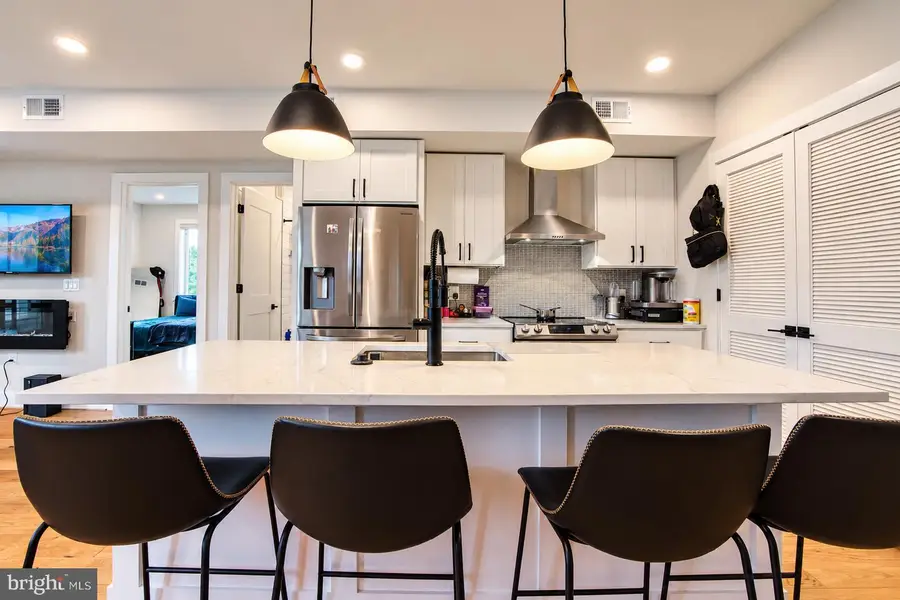 1009 Rhode Island Ave Ne #6, Washington, DC 20018 - #3