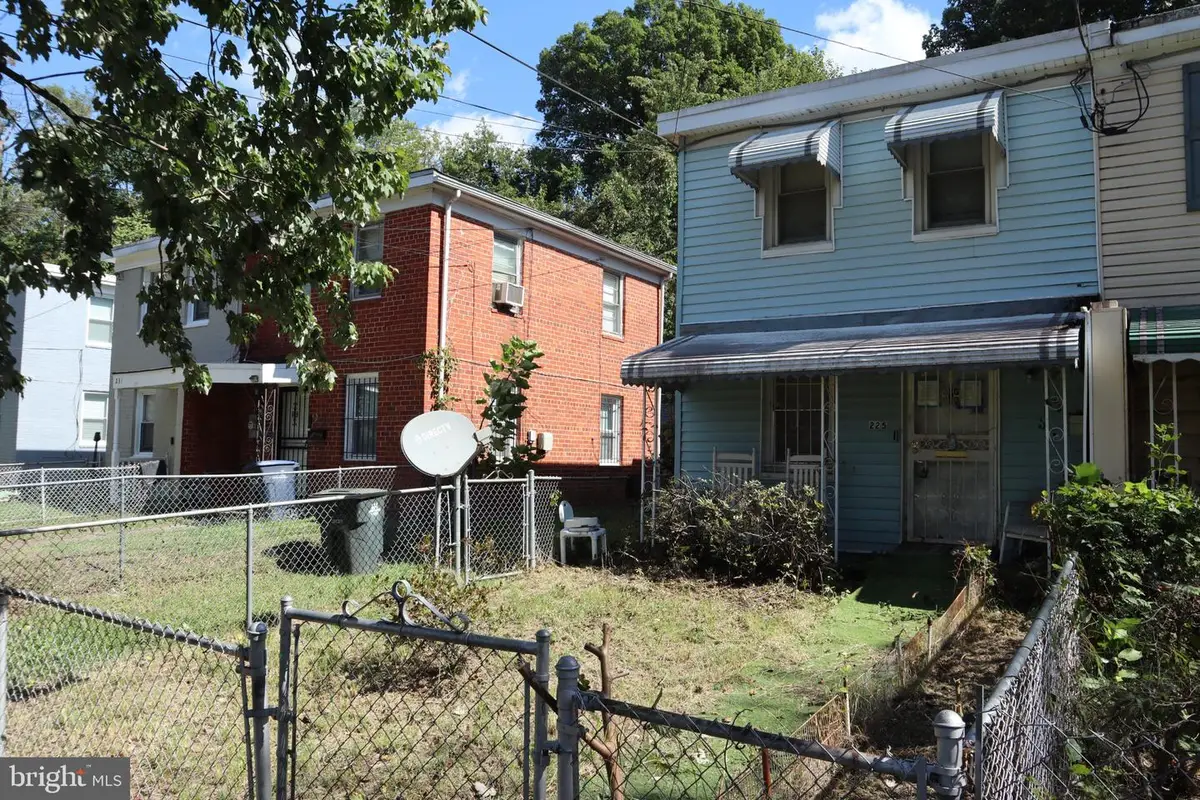 225 55th St Ne, Washington, DC 20019 - #1