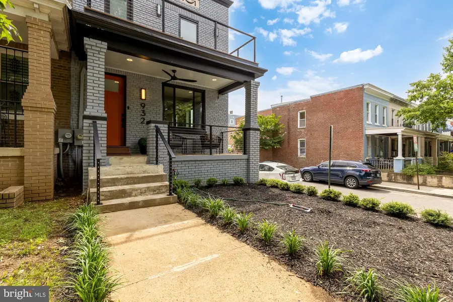 932 14th St Se, Washington, DC 20003 - #2