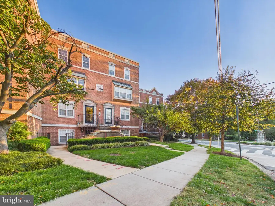 3806 Porter St Nw #301, Washington, DC 20016 - #2