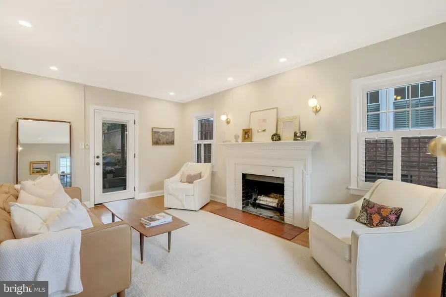 5464 30th Pl Nw, Washington, DC 20015 - #2