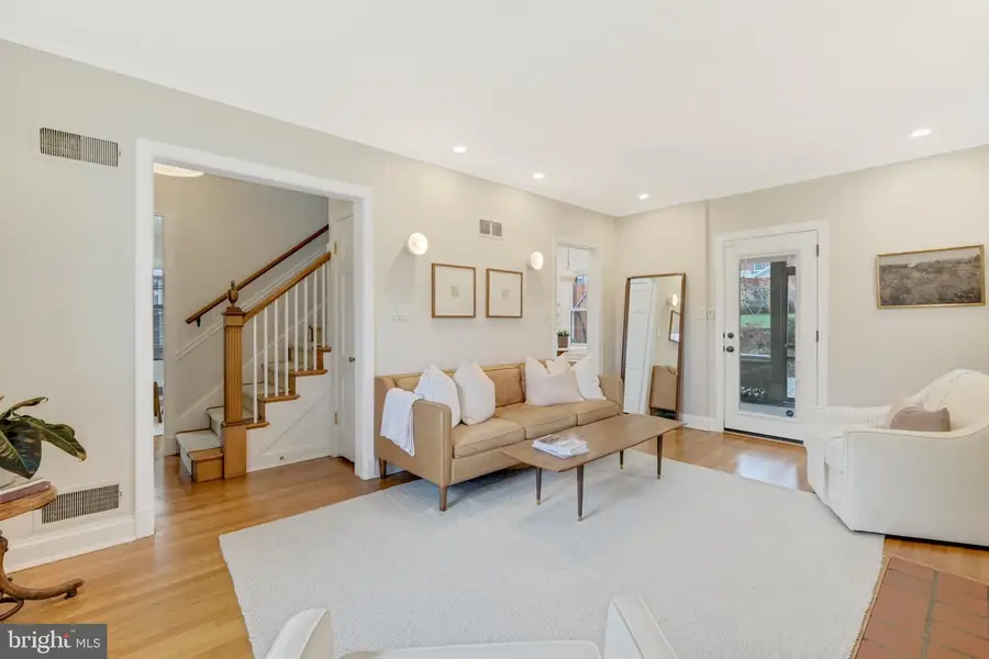 5464 30th Pl Nw, Washington, DC 20015 - #3