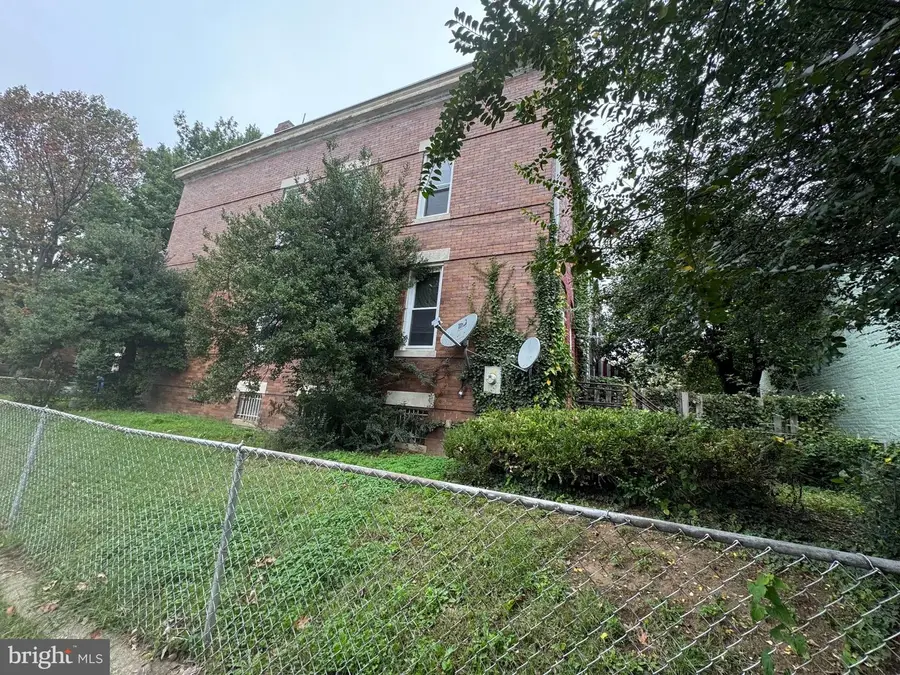 560 14th St Se, Washington, DC 20003 - #3