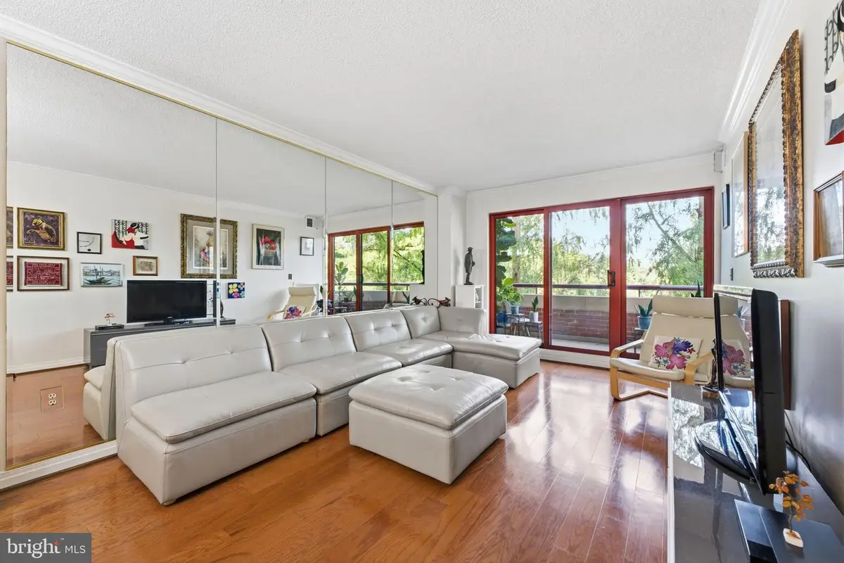 2301 N N St Nw #302, Washington, DC 20037 - #1