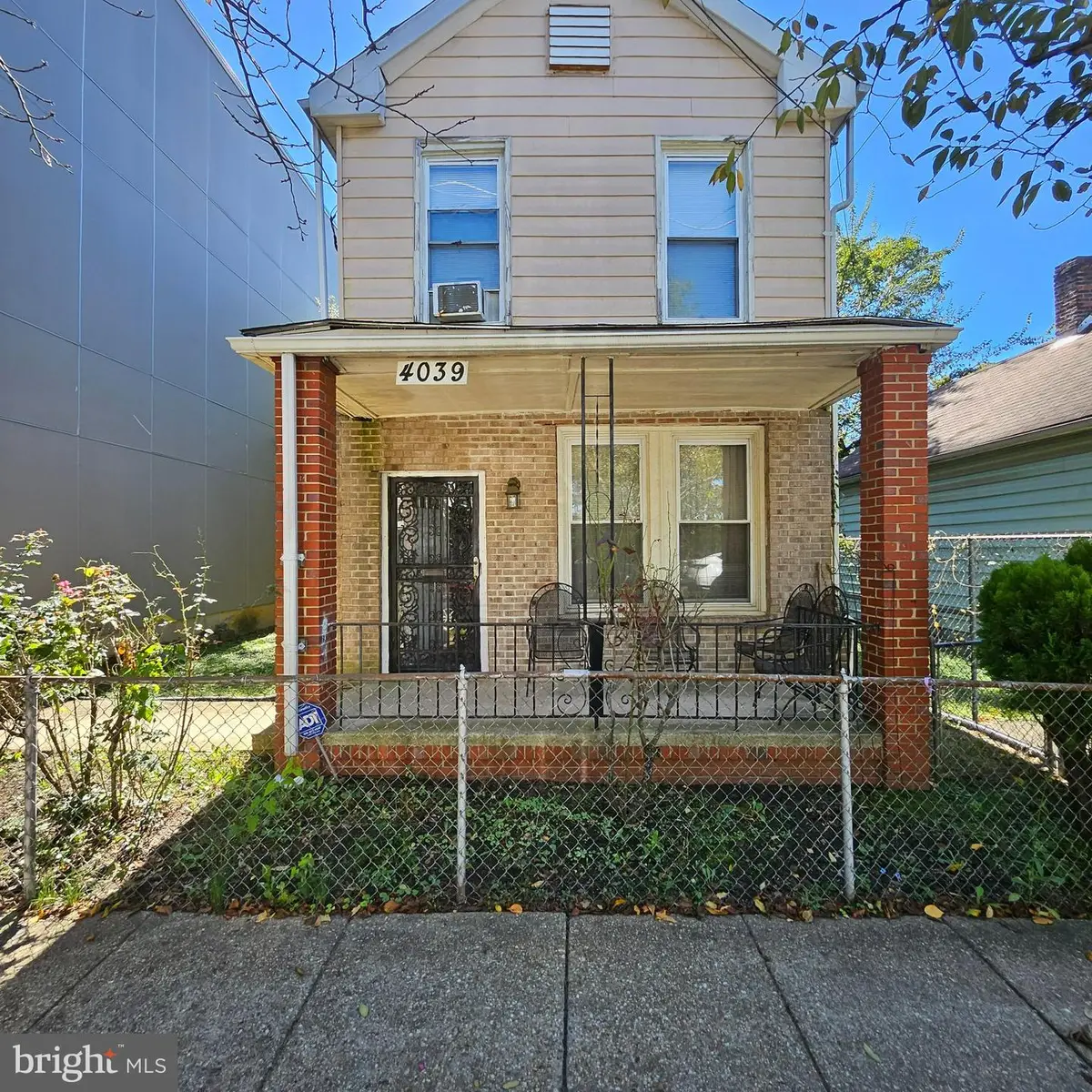4039 Gault Pl Ne, Washington, DC 20019 - #1